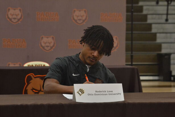 Padua Football Seniors Announce College Choices on National Signing Day