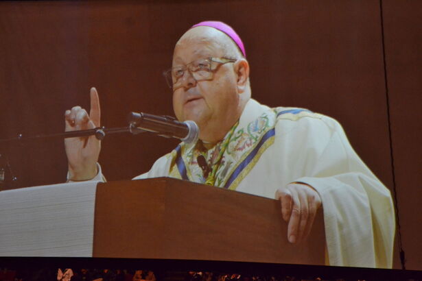 Padua Students Attend Jubilee of Hope Mass with Bishop Edward Malesic
