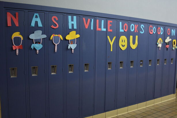 Spirit Week: Hall Decorations 2025