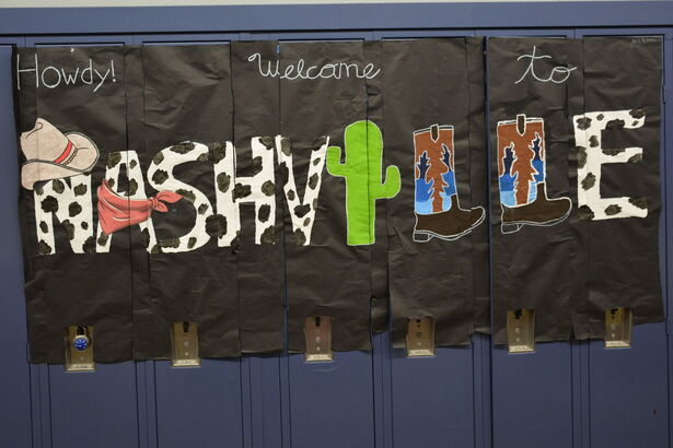 Spirit Week: Hall Decorations 2025