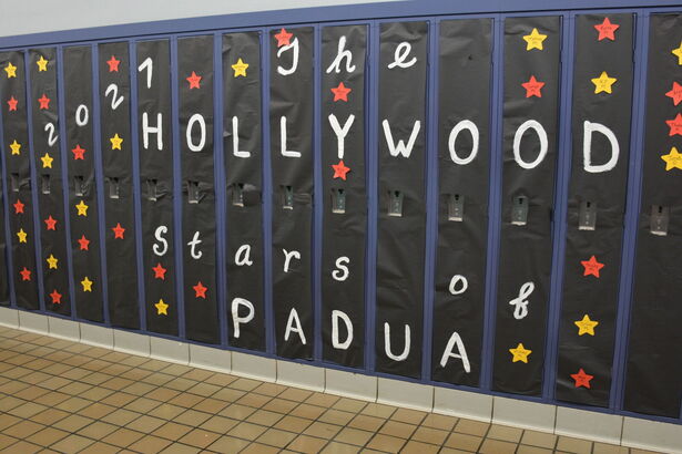 Spirit Week: Hall Decorations 2025