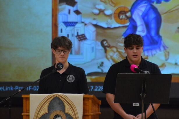 Padua Celebrates Prayer Service for Peace