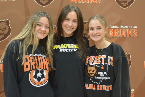 Padua’s Kayla Brandon signs Letter of Intent with Ohio Dominican