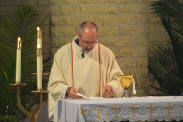 Padua Celebrates Easter 2026 Mass