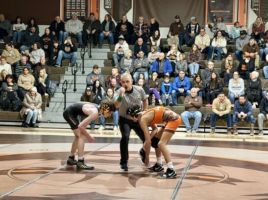 Dave Morell ’80 Honored for 25 Years as Padua Wrestling Coach