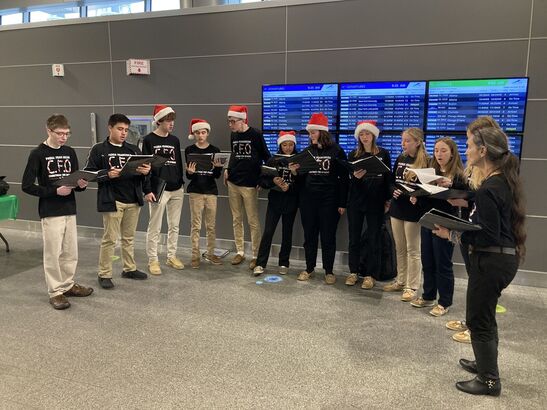 Padua Choir Performs at the 2024 United Fantasy Flight Event 