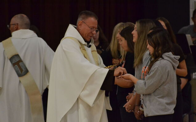 Padua Franciscan Unites for Opening Week Liturgy