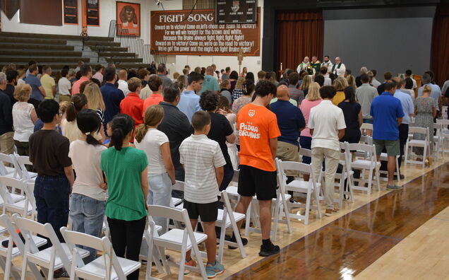 Bruins Gather for Family Mass