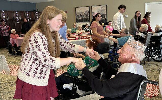 Padua Seniors Organize Prom for Senior Citizens