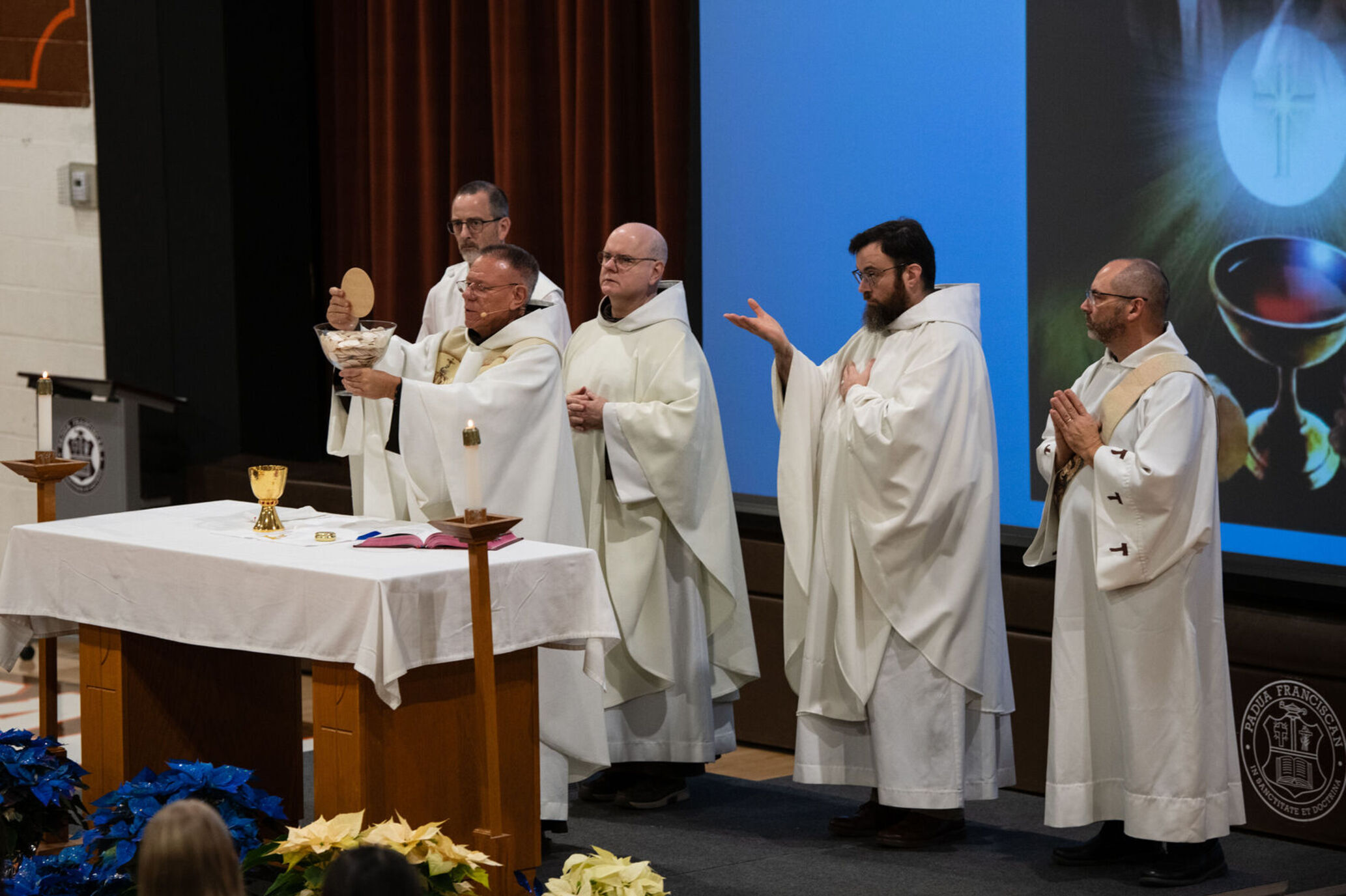 Paduajrring12 08 256759