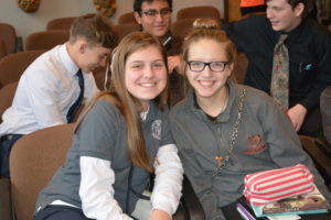 Freshmen Receive Tau Crosses 2018