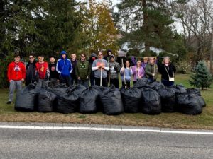 Bruins Rake Leaves for Elderly & Disabled