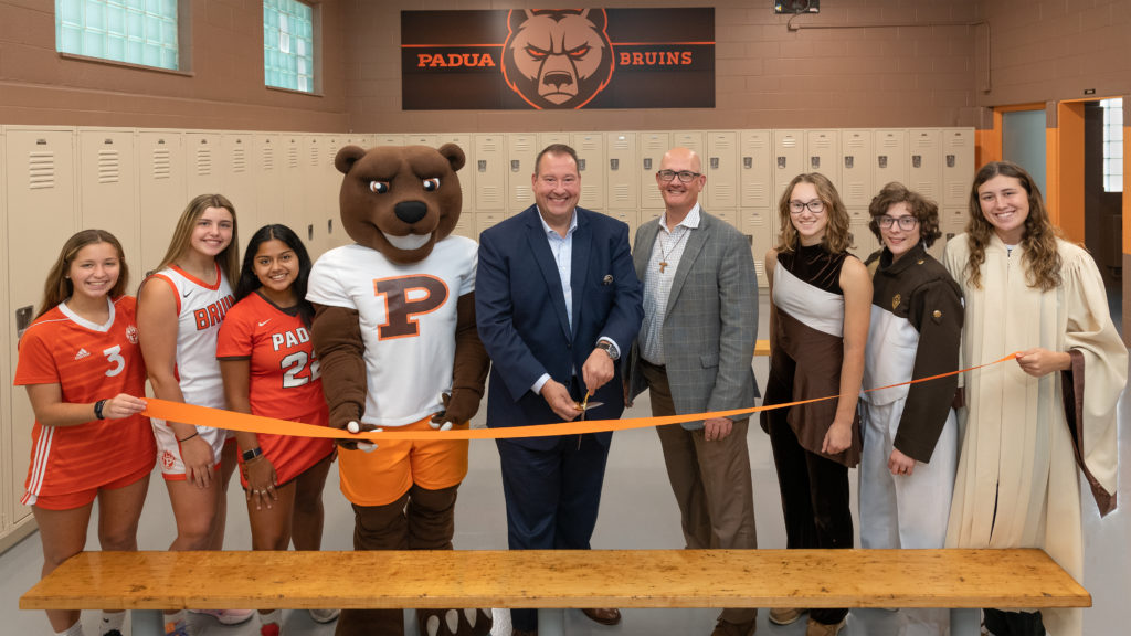 Girls’ Locker Room Ribbon Cutting